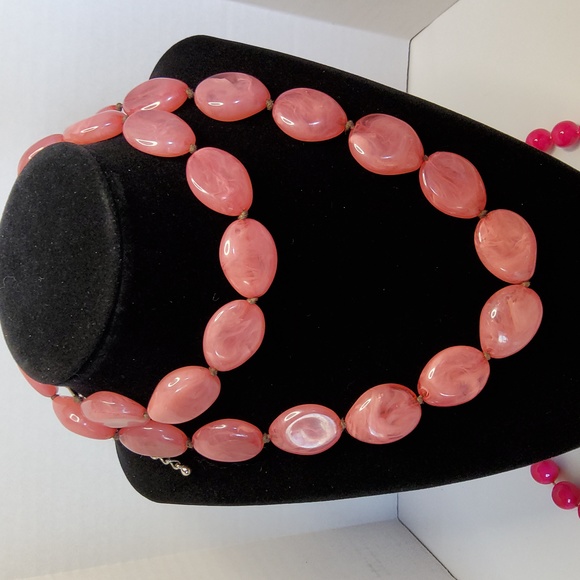 Spring-time costume necklaces lot of three - Picture 7 of 8